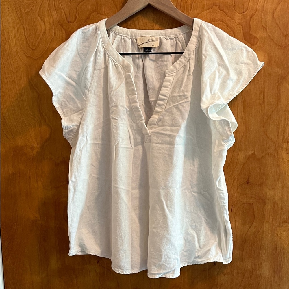 Universal Thread Cream Flutter Sleeve Blouse